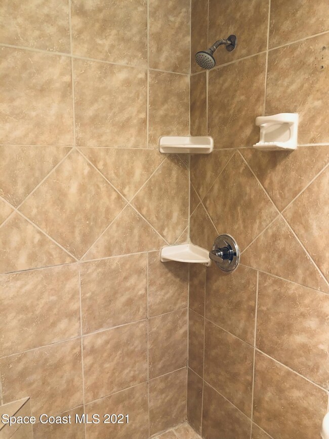 2456 Lorna Dr, Melbourne, FL 32935 - photo 7