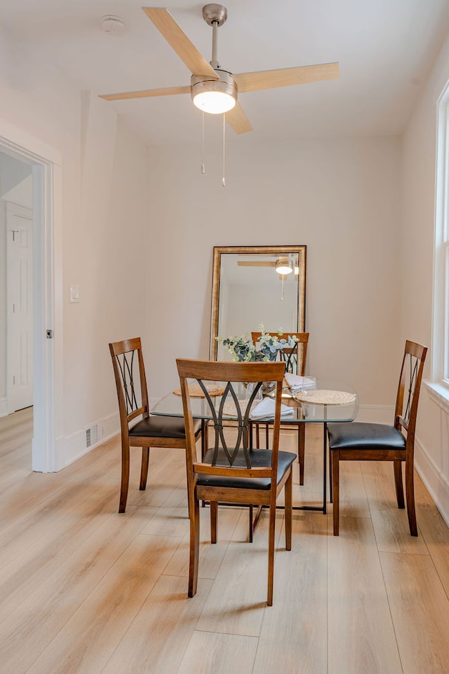 5646 W Grover St, Chicago, IL 60630 - photo 4