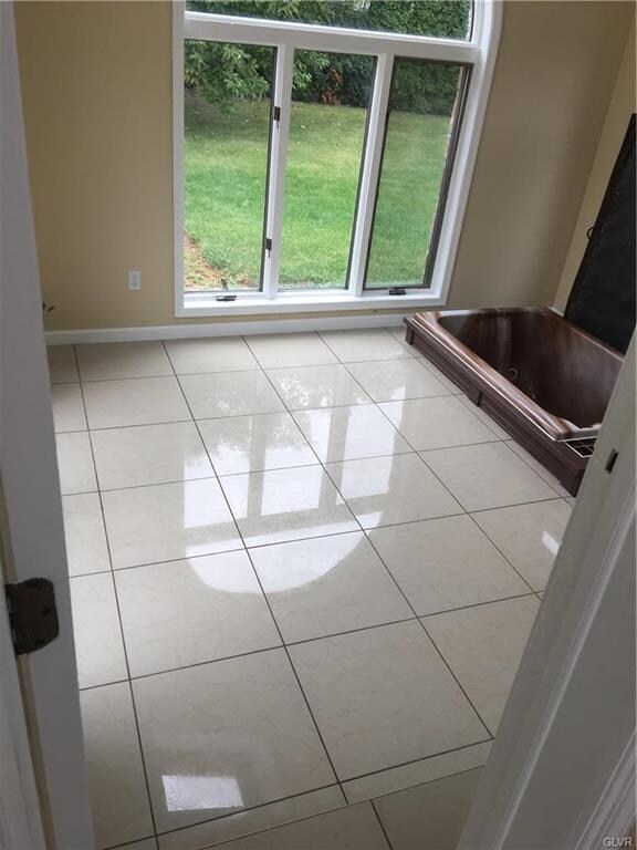 6965 Helsinki Square, Bethlehem, PA 18017 - photo 4