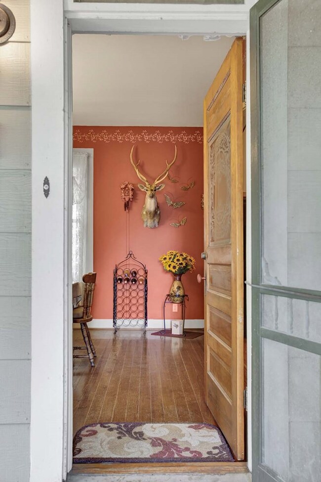 210 E Creek St, Fredericksburg, TX 78624 - photo 4