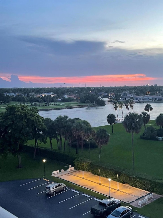 Gemini Club Condominiums unit 7060, North Palm Beach, FL 33408 - photo 2