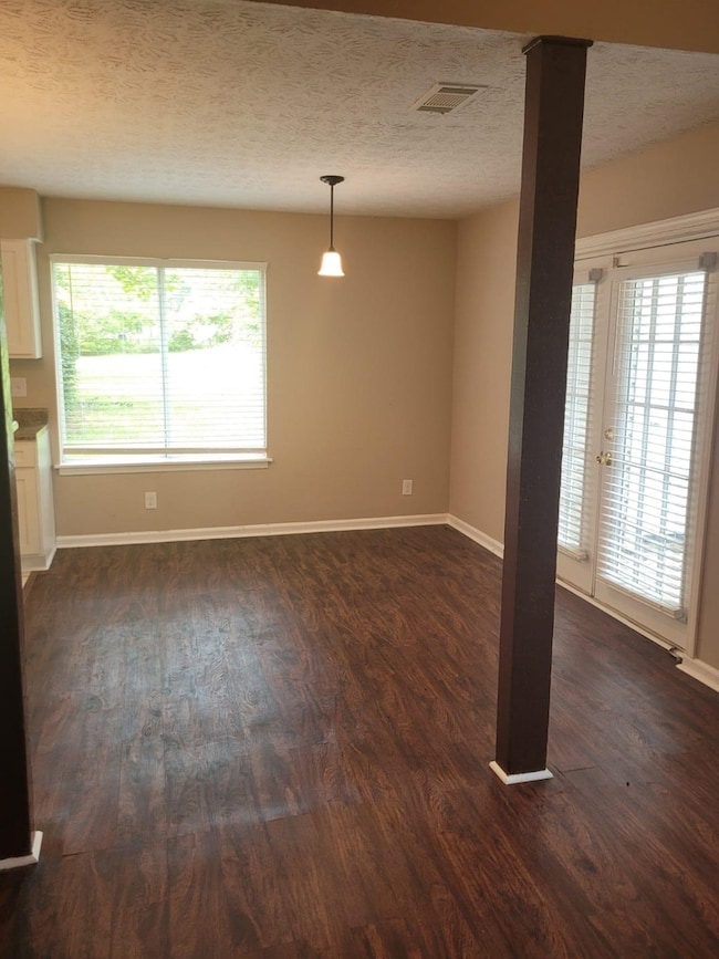 8568 Creekwood Way, Jonesboro, GA 30238 - photo 3