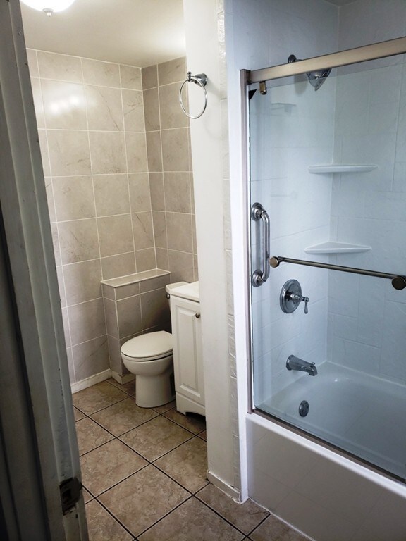 98 Fremont St unit 2F, Lowell, MA 01850 - photo 6