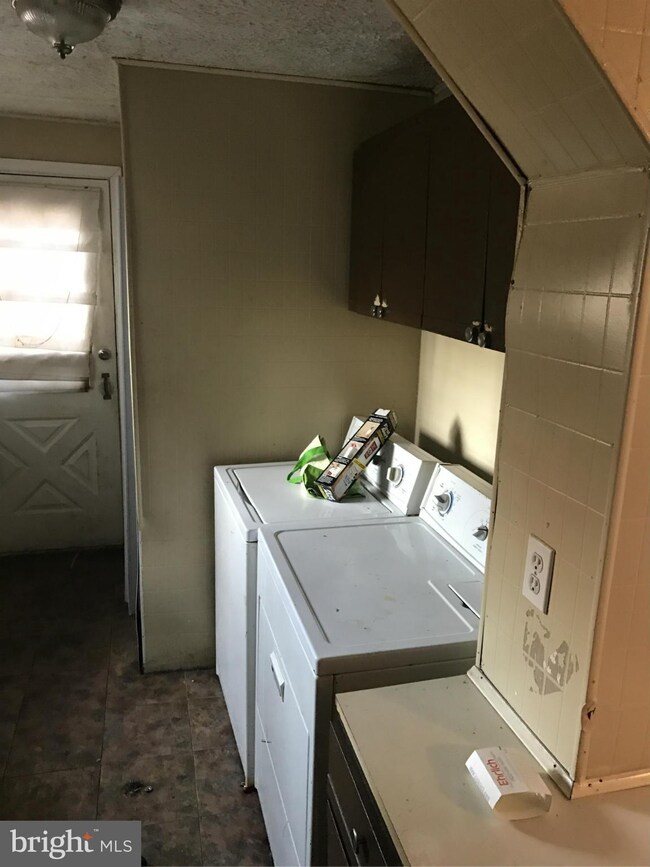 2720 Lauretta Ave, Baltimore, MD 21223 - photo 7