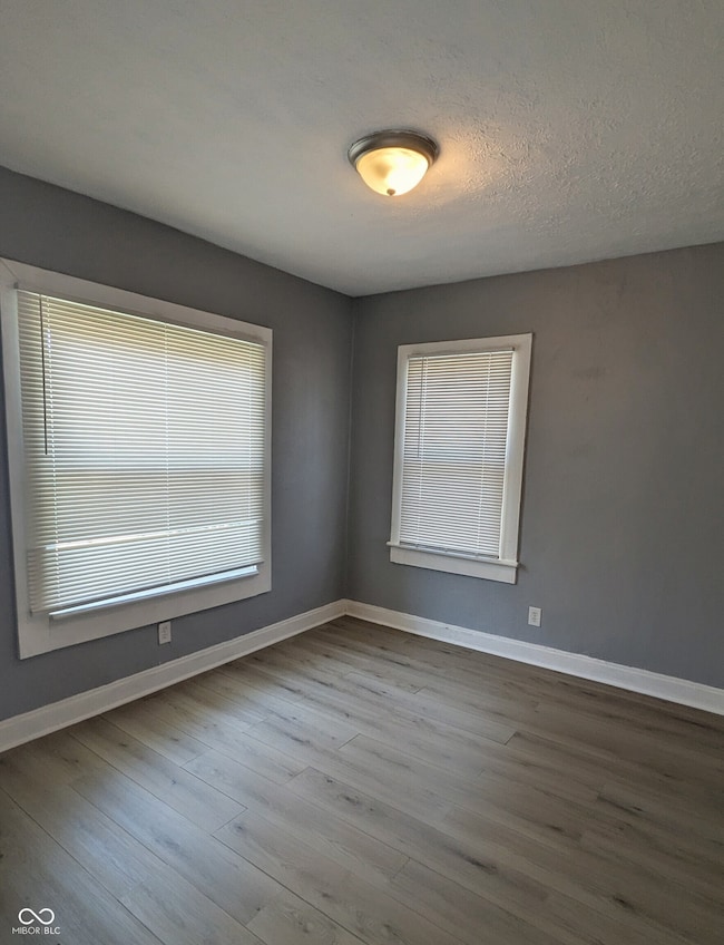 1737 Laurel St, Indianapolis, IN 46203 - photo 6