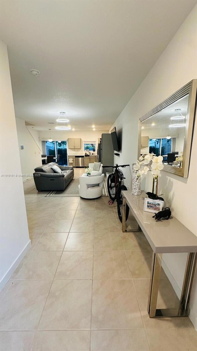 325 NE 1st Dr, Florida City, FL 33034 - photo 5