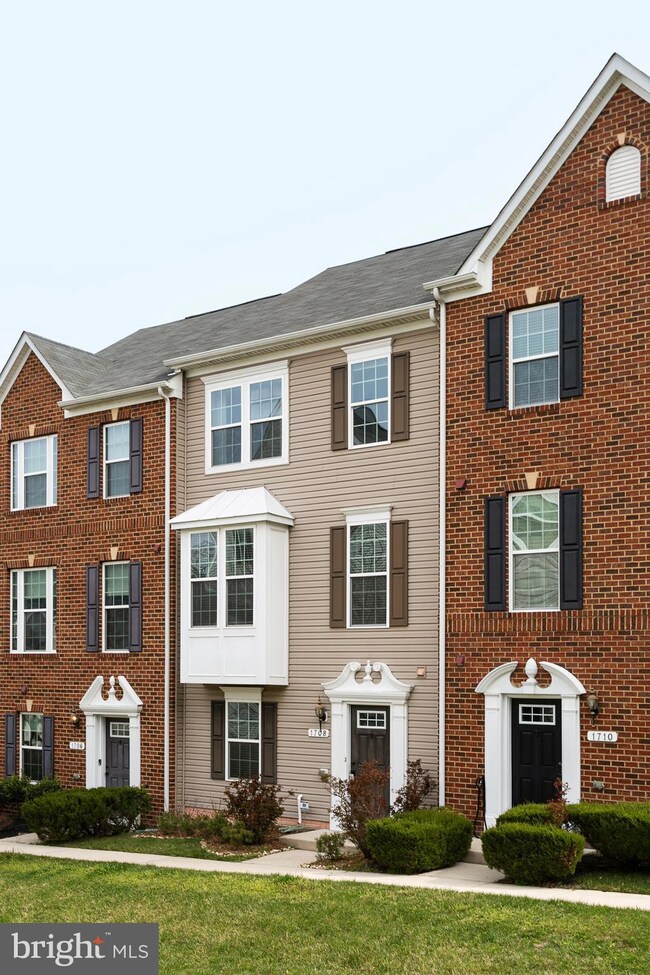 1708 Spanish Oak Ct, Hanover, MD 21076 - photo 2