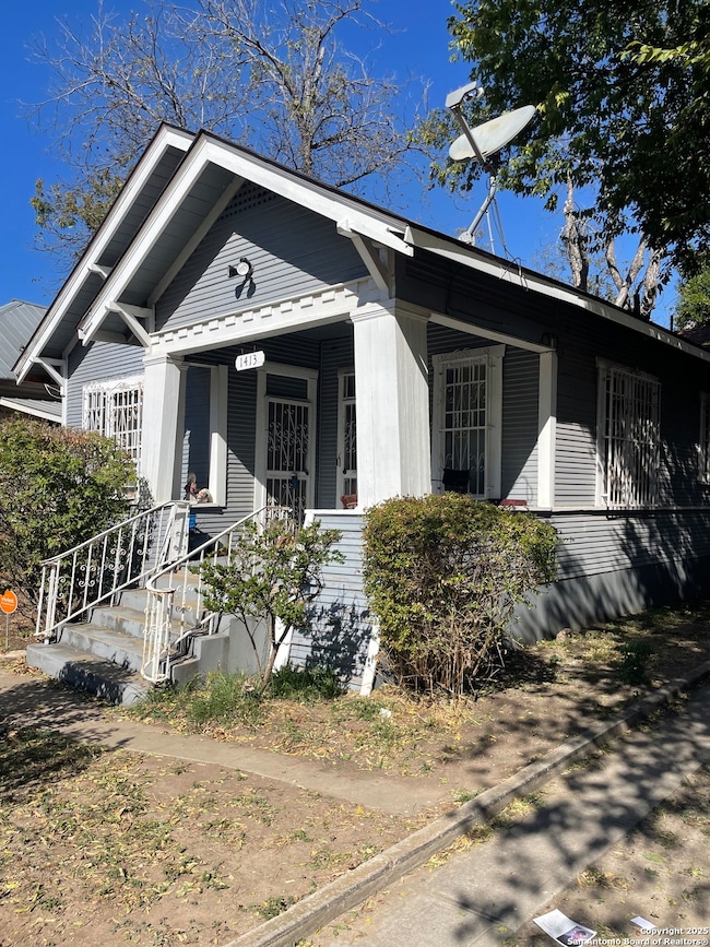 1413 E Crockett St, San Antonio, TX 78202 - photo 4