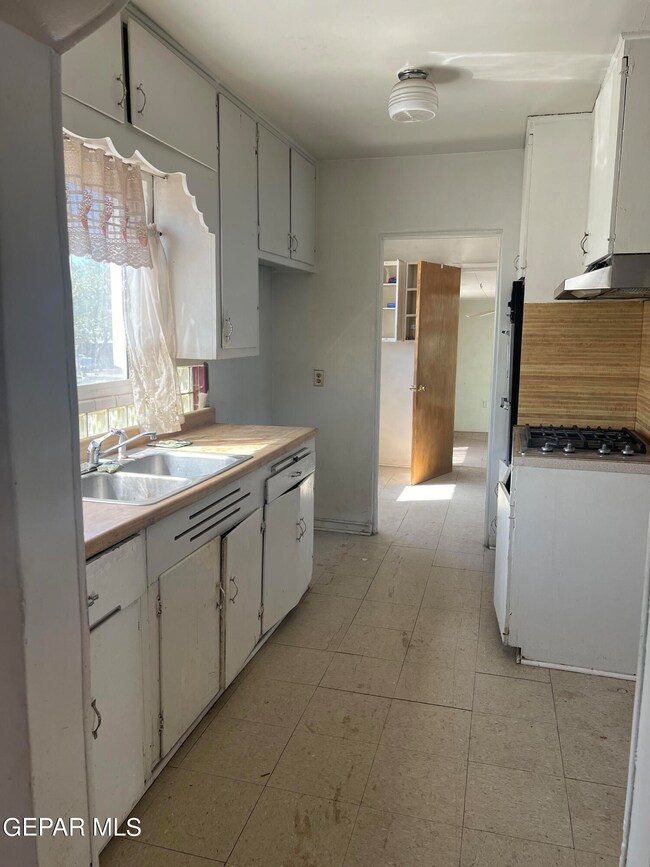 Kitchen New