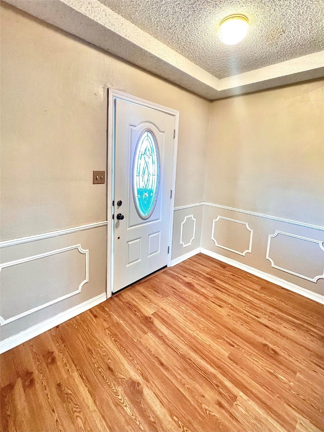 304 S Yaupon St, Lake Jackson, TX 77566 - photo 4