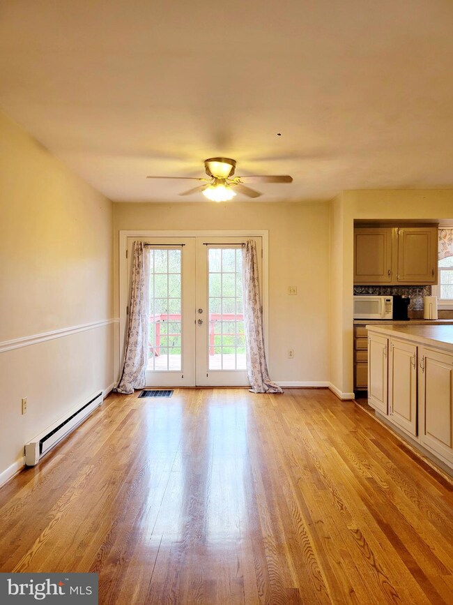 395 Burnt Factory Rd, Stephenson, VA 22656 - photo 7