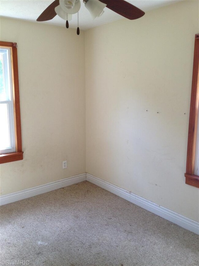 919 S Centerline Rd, White Cloud, MI 49349 - photo 6