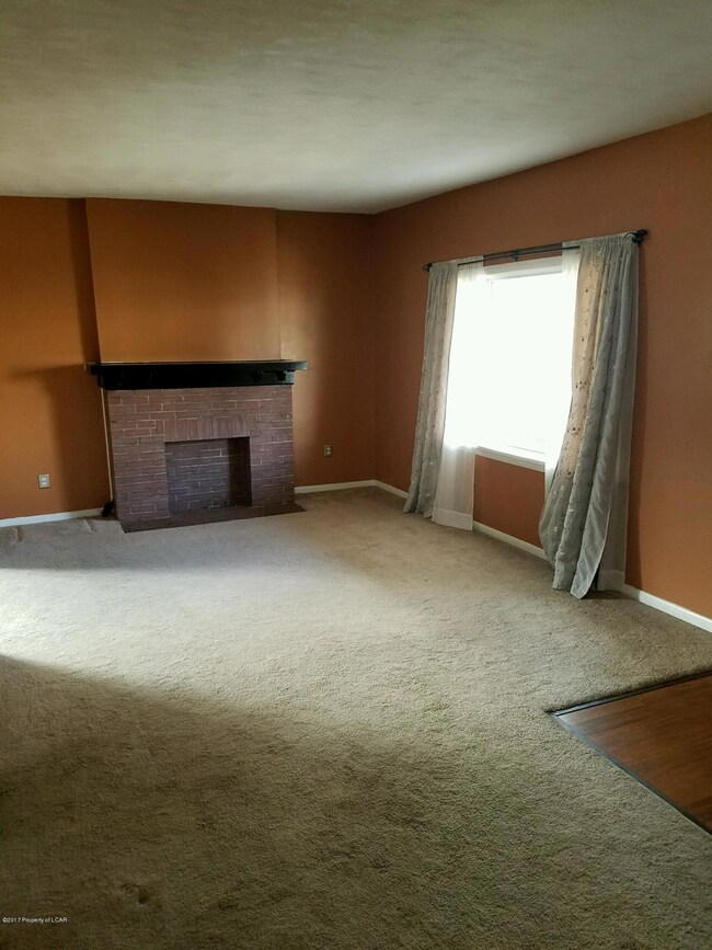 48 2nd Ave, Kingston, PA 18704 - photo 4