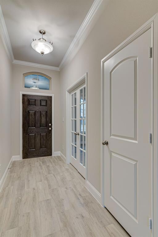 136 Colonial Dr, Joshua, TX 76058 - photo 5