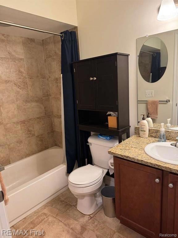 14349 Shadywood Dr, Sterling Heights, MI 48312 - photo 5