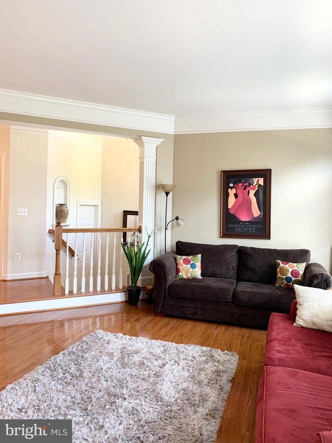 7129 Point Replete Cir, Fort Belvoir, VA 22060 - photo 6