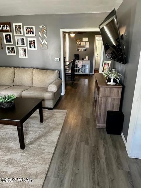 501 Murray St, Wapakoneta, OH 45895 - photo 3