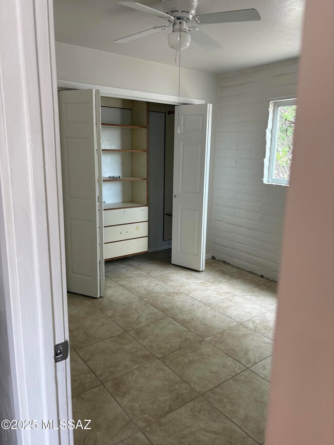 537 N Kino Springs 2nd bedroom