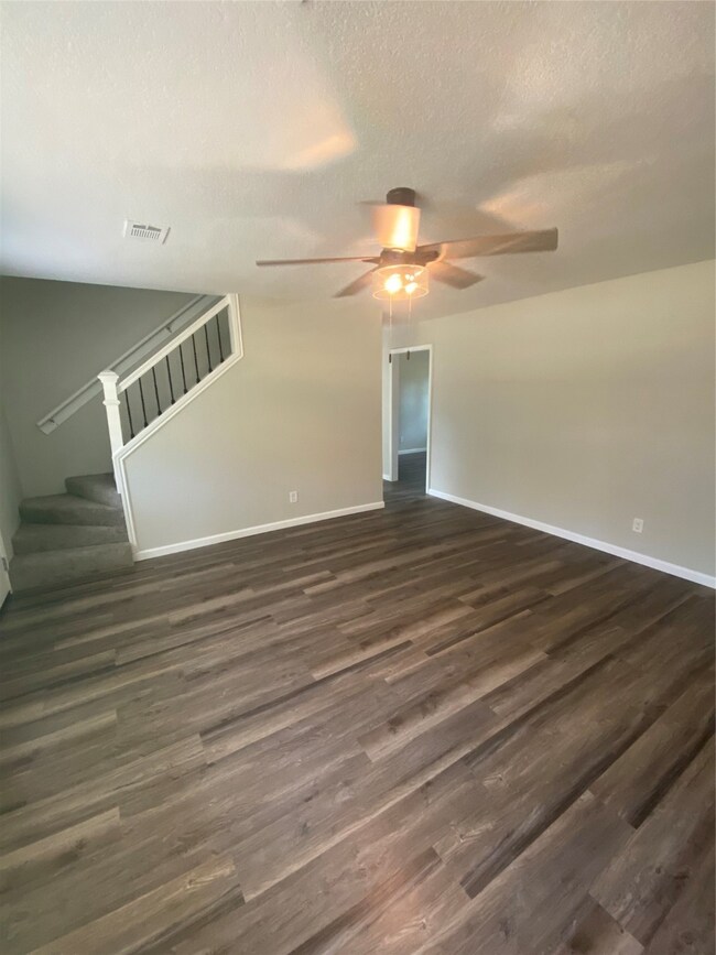 1243 County Road 677, Brazoria, TX 77422 - photo 2