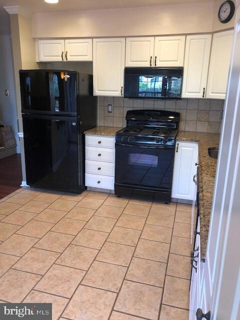 28 Elkington Dr, Mount Laurel, NJ 08054 - photo 4