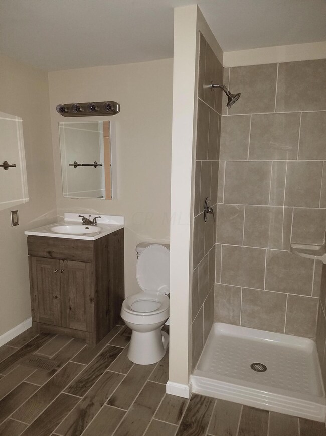 12 Bath 1