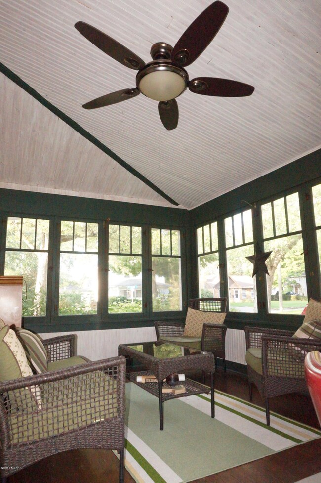 1414 Regent St, Niles, MI 49120 - photo 4