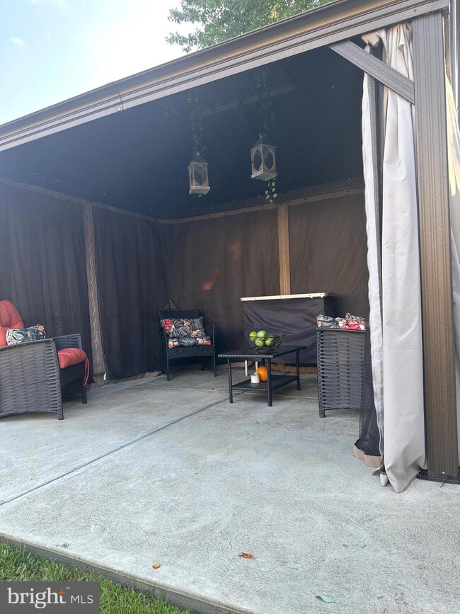 508 Lafayette Ave, Darby, PA 19023 - photo 6