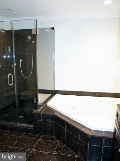 203 Likes Rd, Edgewater, MD 21037 - photo 4