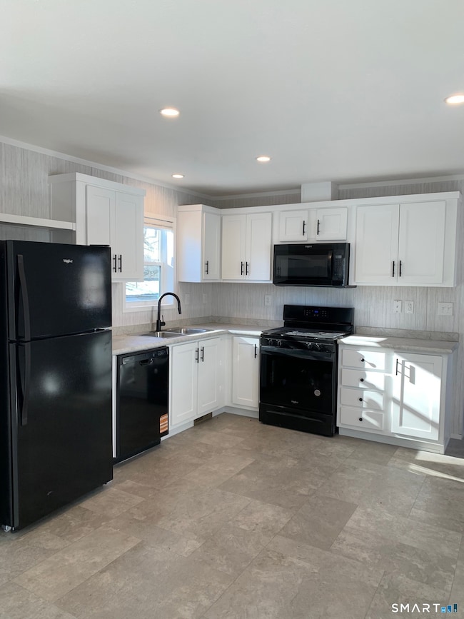 1950 N Broad St unit 27, Meriden, CT 06450 - photo 2