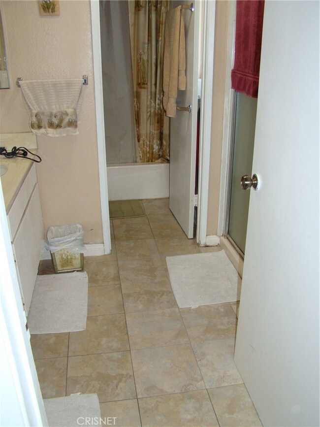 865 Orange Grove Ave unit 5, San Fernando, CA 91340 - photo 7