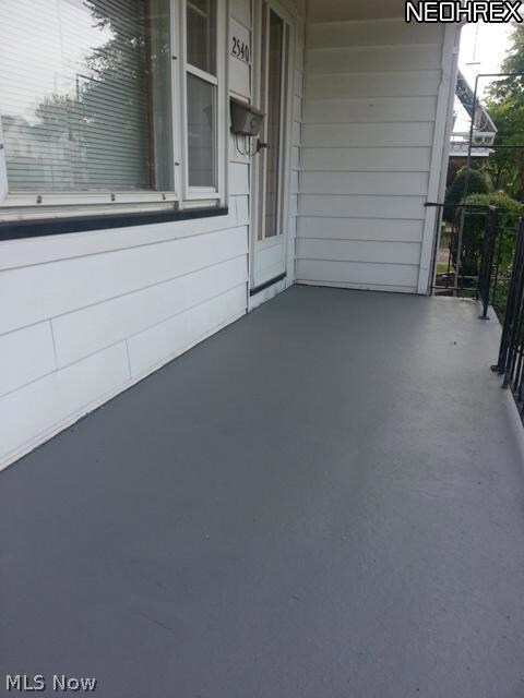 2540 E 30th St, Lorain, OH 44055 - photo 2