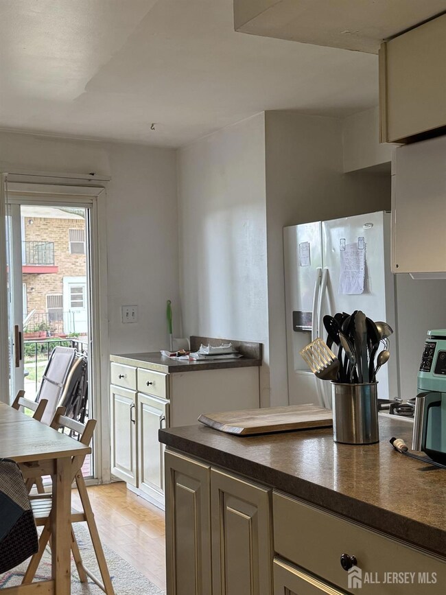 57 Judson St unit 4A, Edison, NJ 08837 - photo 7