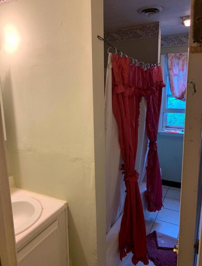 Upstairs Bathroom