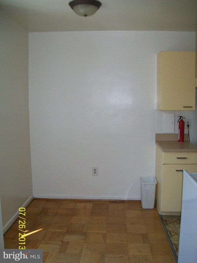 Van Ness East unit 1045, Washington, DC 20008 - photo 5