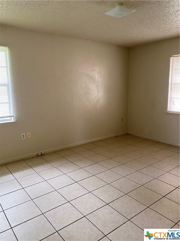 917 Randa St, Copperas Cove, TX 76522 - photo 5