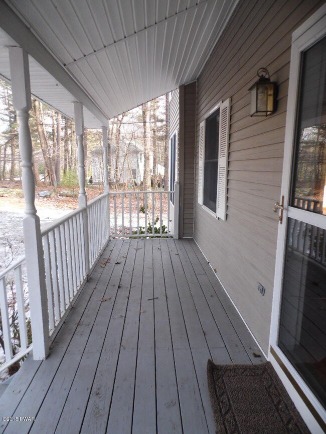 116 Oak Ridge Dr, Milford, PA 18337 - photo 2