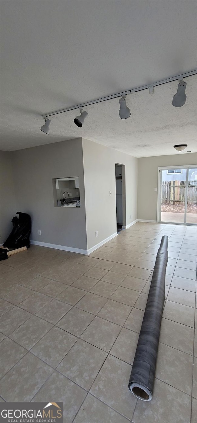 2085 Lenoa Ln, Austell, GA 30106 - photo 3