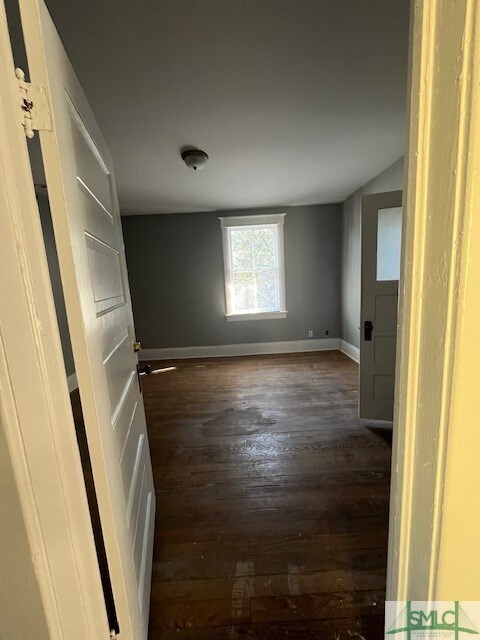 607 W 44th St unit B-Upper, Savannah, GA 31405 - photo 6