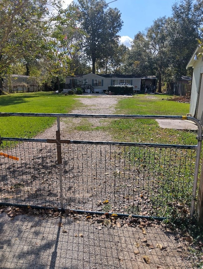 1230 Palm Dr, Huffman, TX 77336 - photo 2