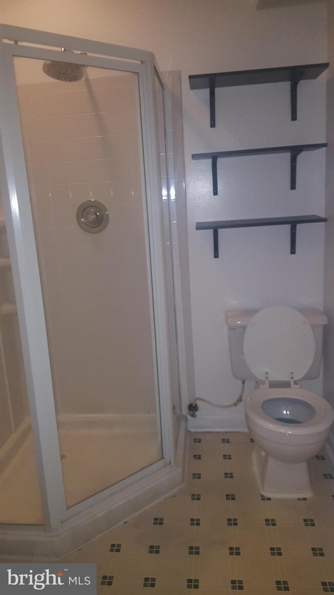 18713 White Sands Dr, Germantown, MD 20874 - photo 3