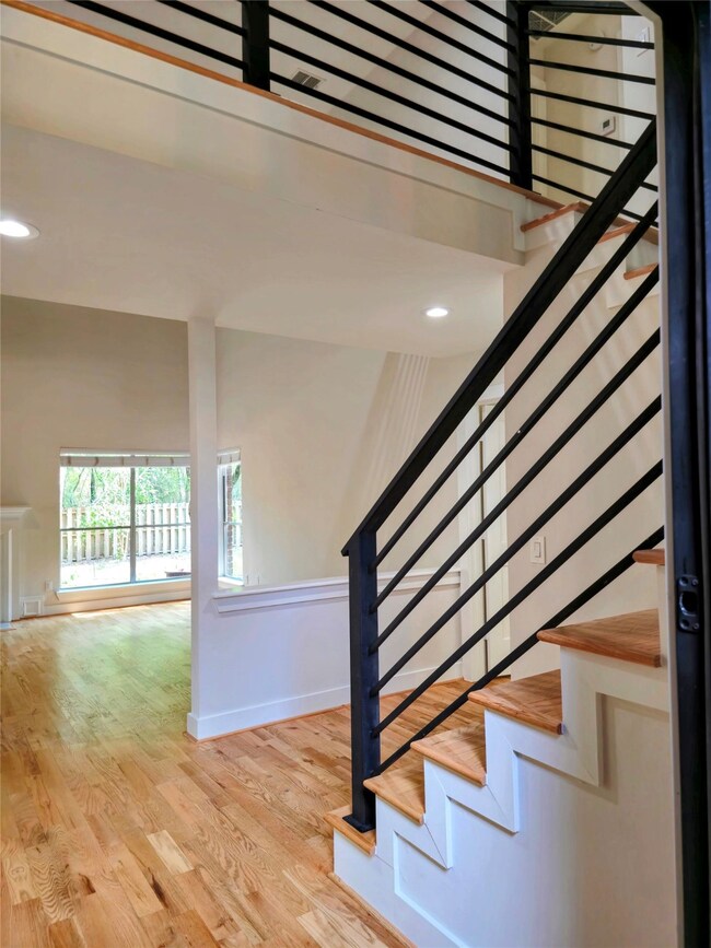 10 S Elm Branch Place, Spring, TX 77380 - photo 3