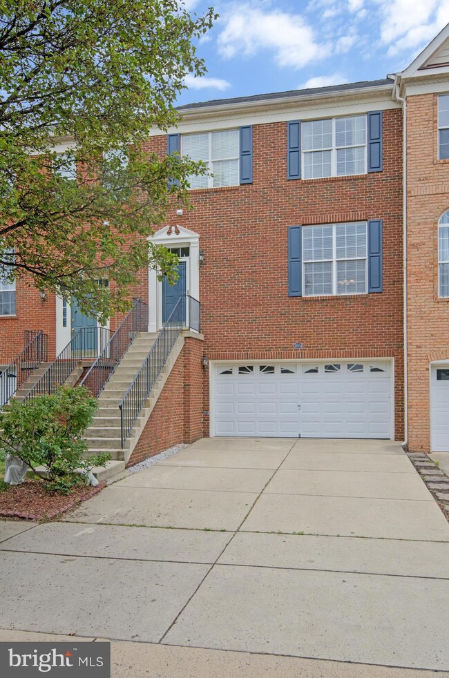 25534 Crossfield Dr, Chantilly, VA 20152 - photo 5