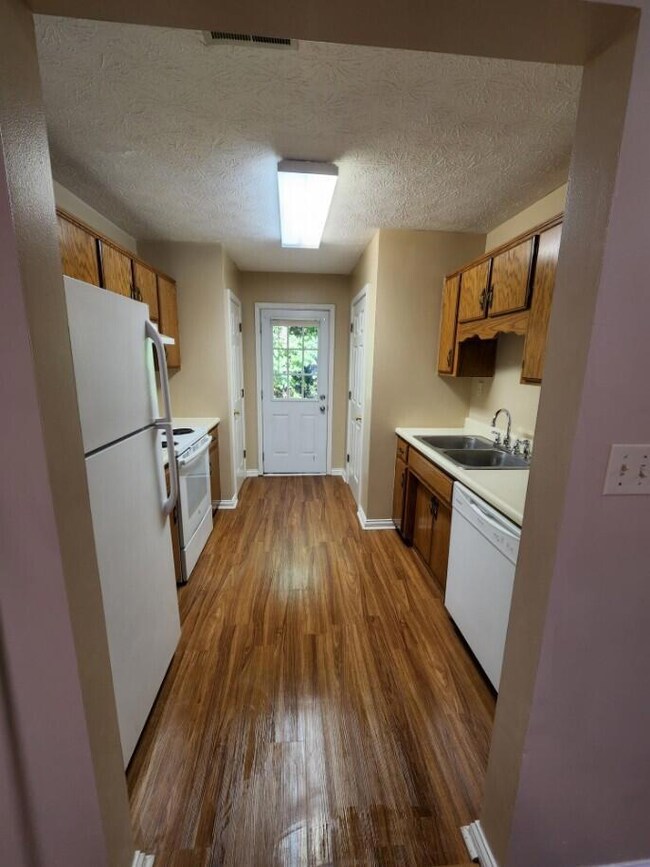 -3684164033558211522