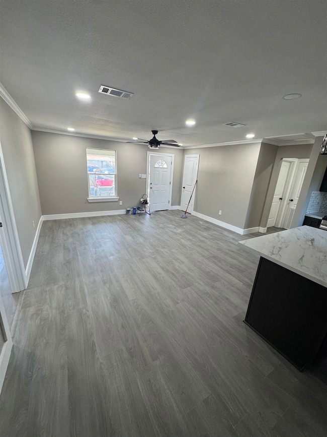 408 S unit 2nd St, Nederland, TX 77627 - photo 4