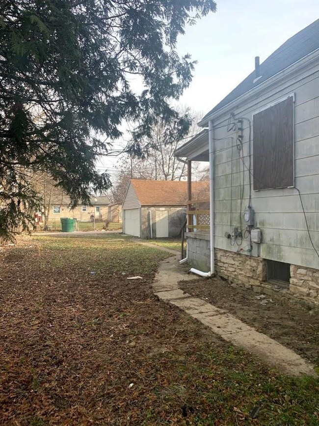 184 S Wheatland Ave 3