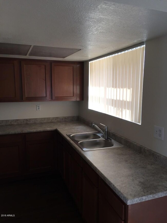 2309 N 28th St unit 1, Phoenix, AZ 85008 - photo 7