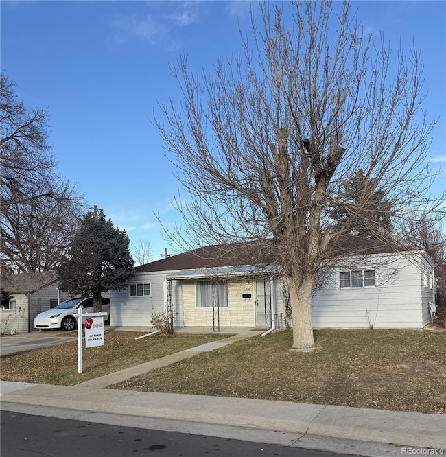 756 Vaughn St, Aurora, CO 80011 - photo 2