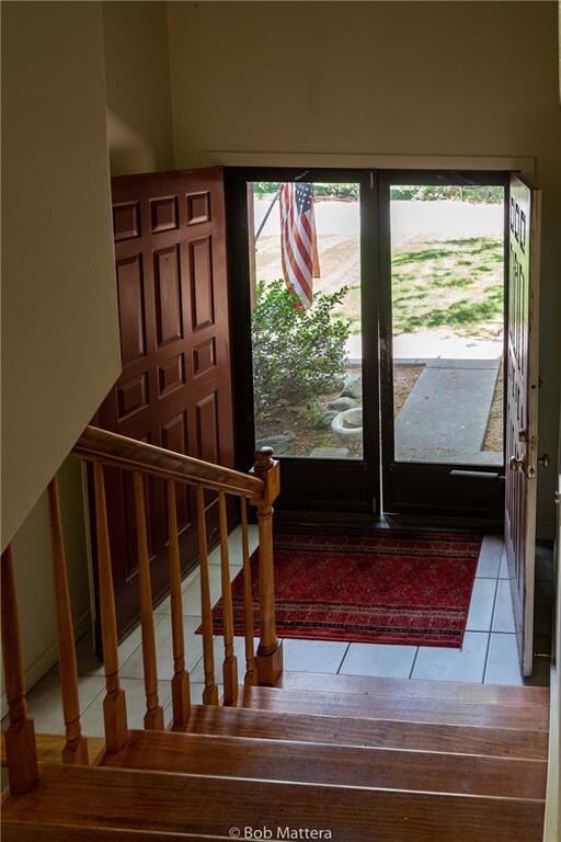 23 High View Dr, Smithfield, RI 02917 - photo 4