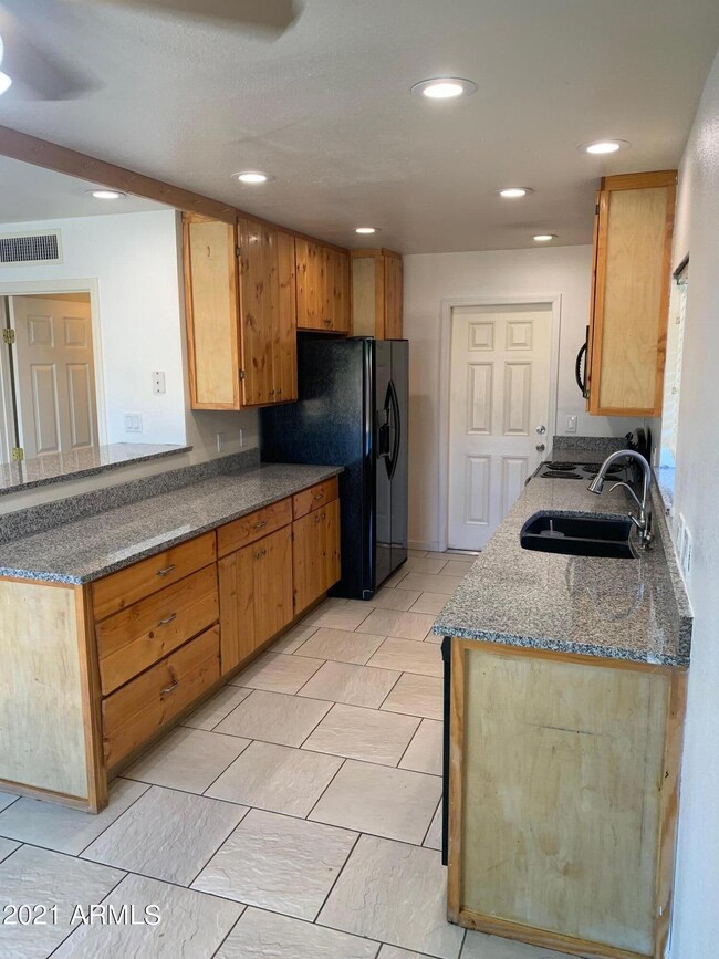 Kitchen 2