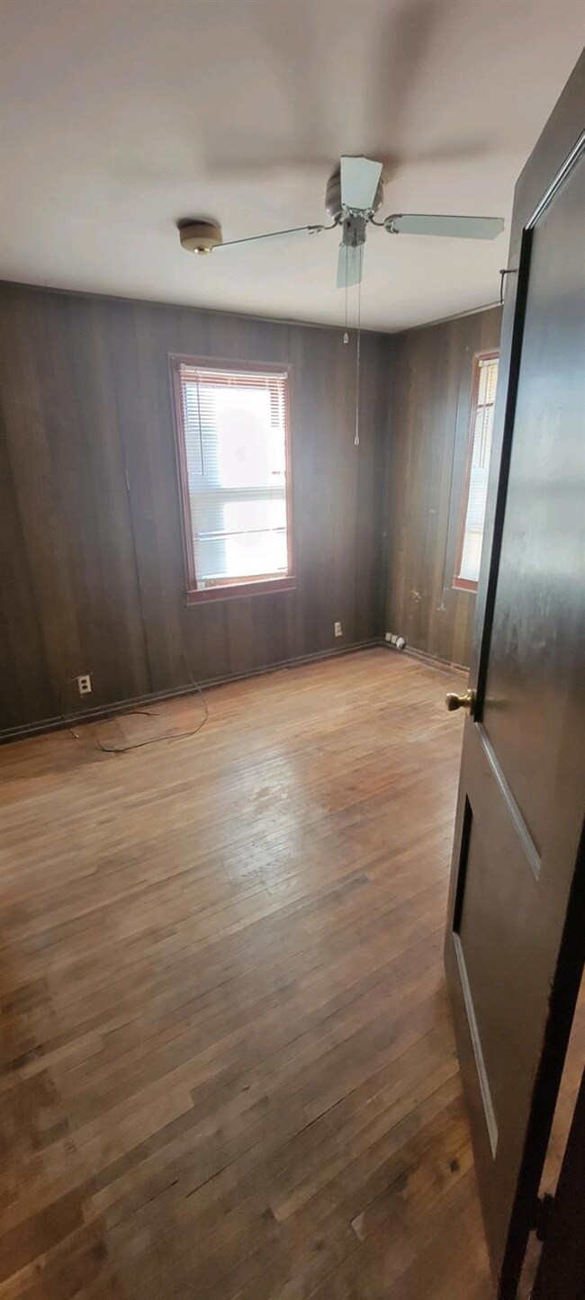 410 S Jefferson St, Hugoton, KS 67951 - photo 7